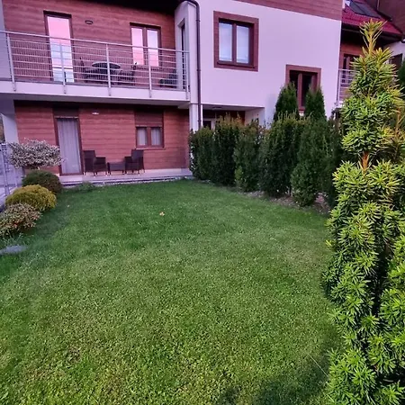 Two Garden Apartment, Apartament Z Dwoma Tarasami I Ogrodkami